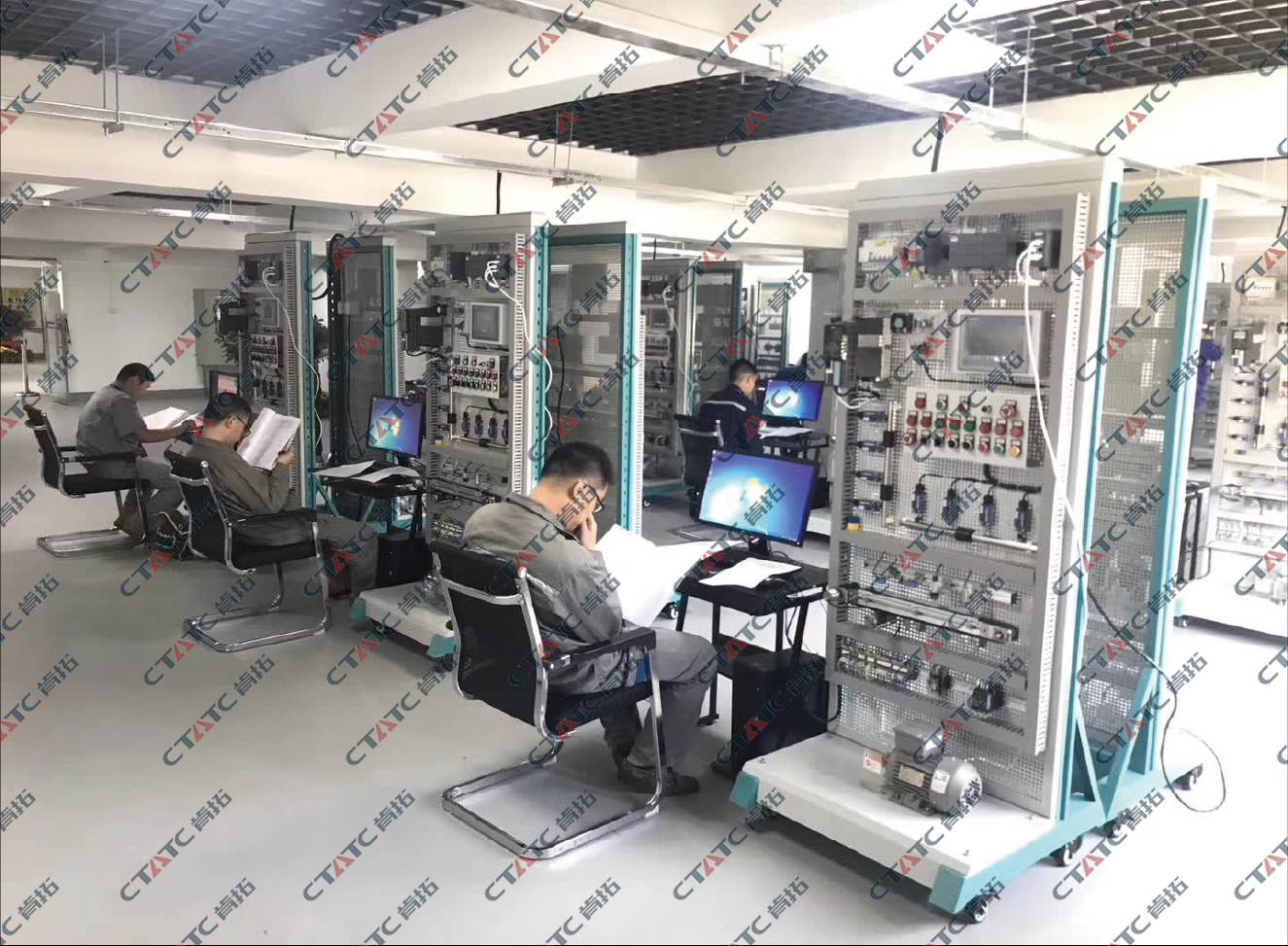 2019年河北省国资委系统职工职业技能大赛暨第十五届“振兴杯”全国青年职业技能大赛维修电工、工具钳工河北省初赛
